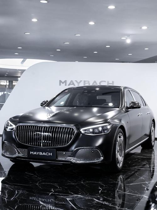 佛山244岚图汽车的售后服务让用户无忧出行，迈巴赫未来的豪华车趋势